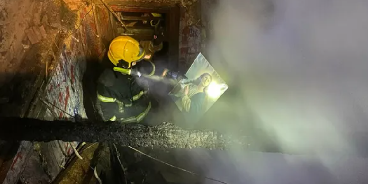 Vatrogasac spasio ikonu Svete Marije