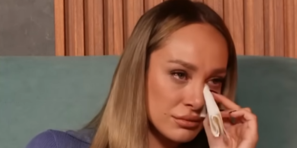 "Tukla bih te! Sve bih vas zapalila!" Pevačica brutalno napala Lunu Đogani