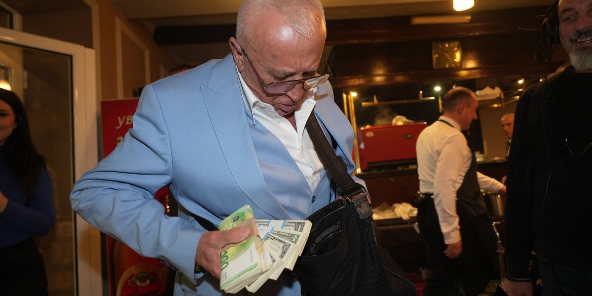 Punoletstvo unuka Ere Ojdanića