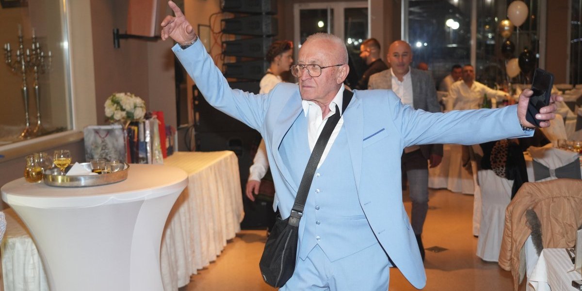 Punoletstvo unuka Ere Ojdanića