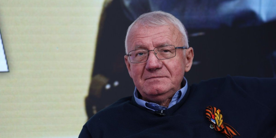 Šešelj saopštio katastrofalne vesti: Predsednik SRS otkrio šta su Englezi uradili Karadžiću (VIDEO)