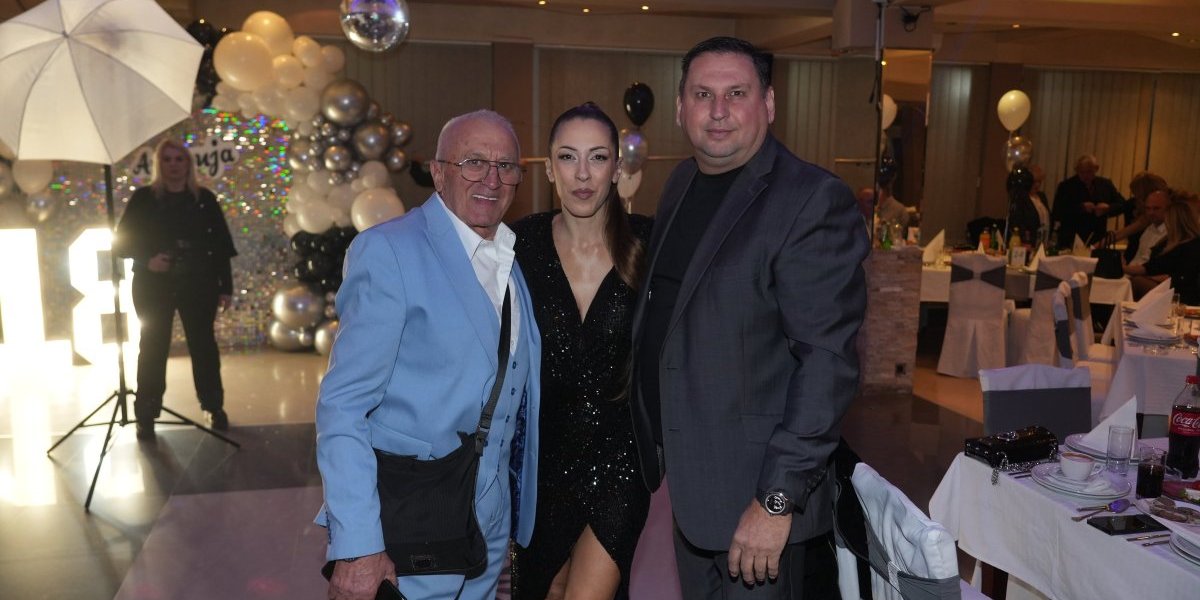 Taki Marinković s novom devojkom