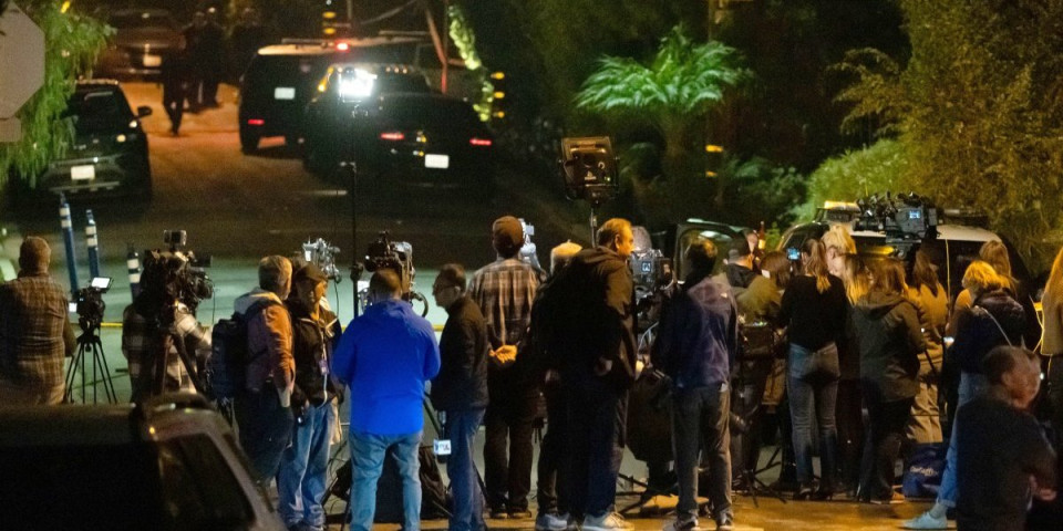 Tela Roba Rajnera i njegove supruge još u kući: Prve fotografije sa mesta zločina (FOTO)