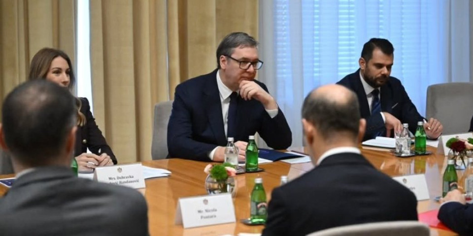 Oglasio se Vučić posle važnog sastanka: Ovo je bila ključna tema - komentarisan i izveštaj o Srbiji