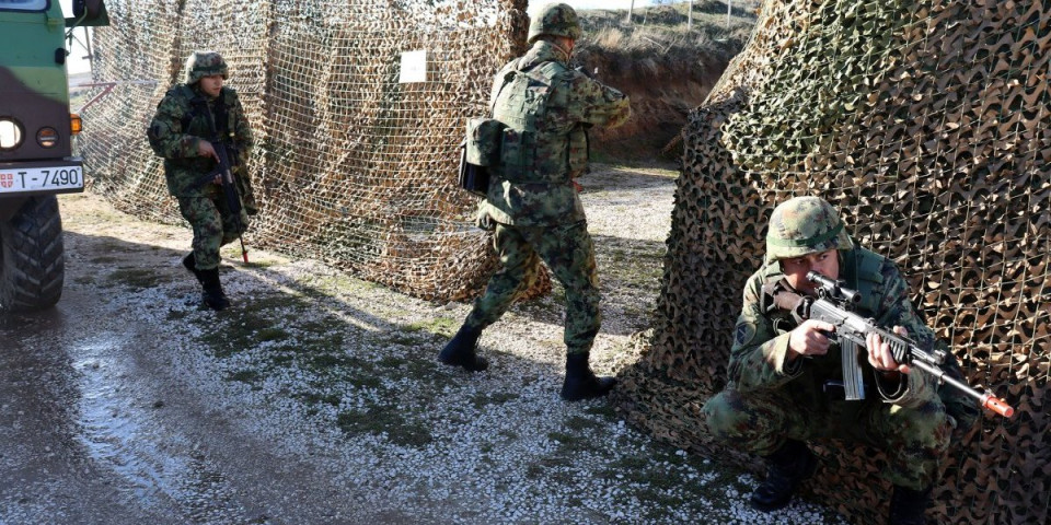 Vojska Srbije čuva čast plavih šlemova! Završene pripreme za odlazak u mirovnu misiju