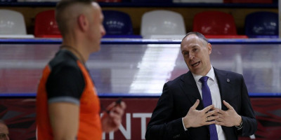 Traži se zamena, a Ocokoljić želi da ostane: Svakome je želja da bude glavni trener