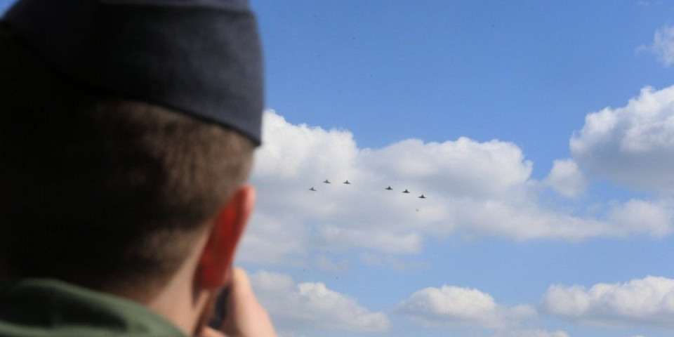 Šokantna objava komandanta moćne sile: Spremite sinove i kćeri za rat