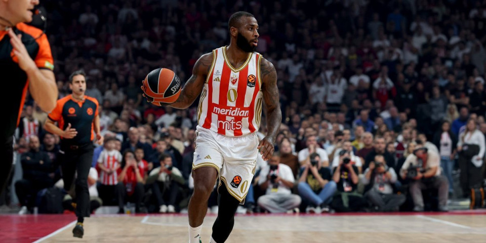 Misteriozna objava Miler-Mekintajera: Šta je ovime hteo da poruči? (FOTO)