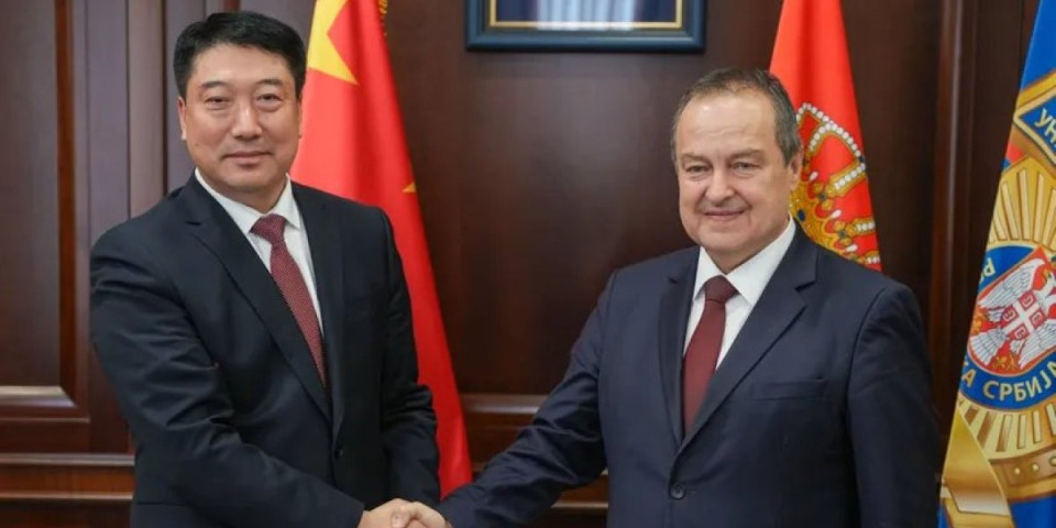 ''Čelično prijateljstvo i uzajamna podrška'': Dačić sa predstavnicima delegacije ministarstva javne bezbednosti Kine