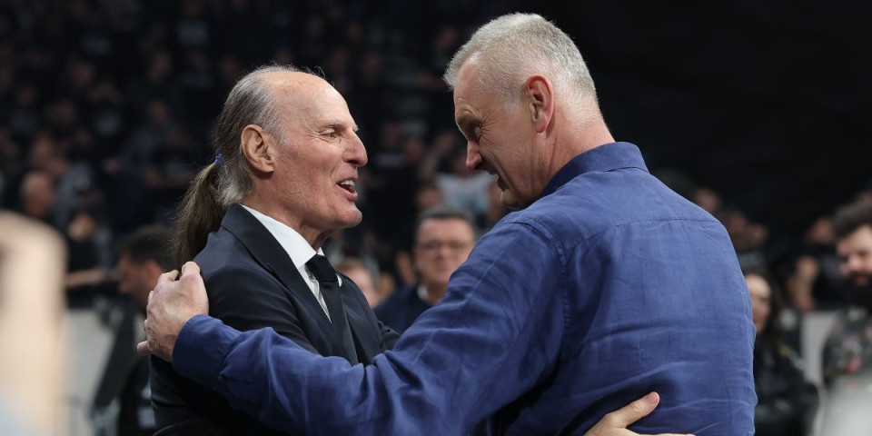 "Grobari" brutalno izviždali Paspalja: Zamerili mu šale na račun Žoca, ovako nešto mu se nije desilo u životu