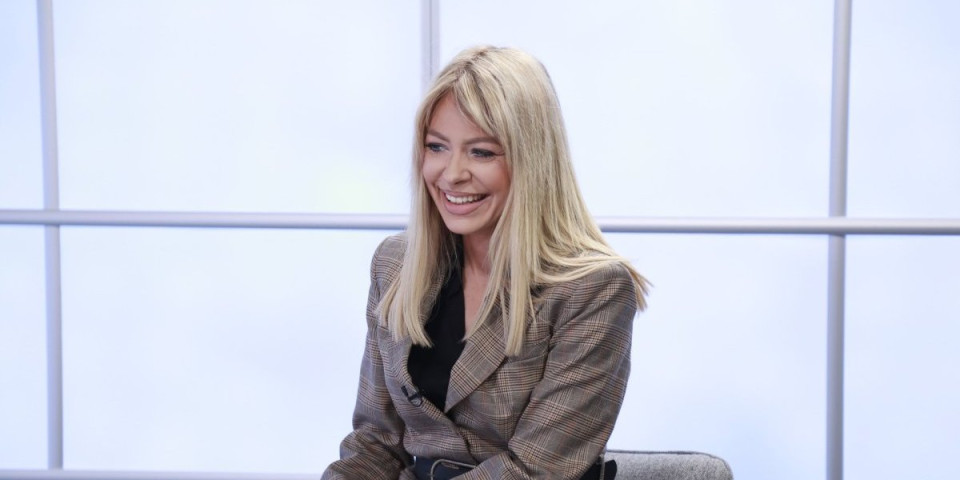 Izvinjenje Andree Veskov