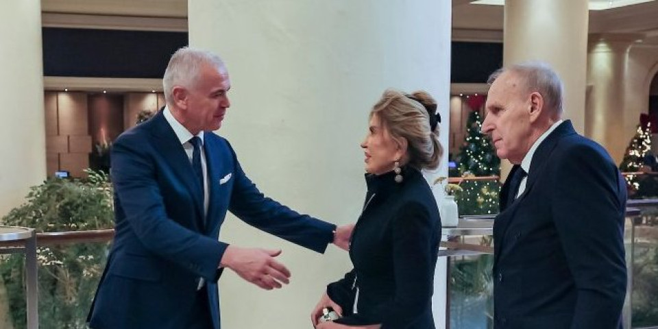 Drama na promociji monografije Crvene zvezde: Onesvestila se supruga Dragana Džajića