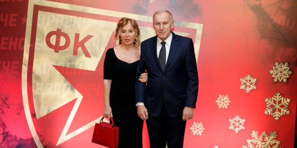 Oglasio se Dragan Džajić nakon što mu se supruga onesvestila: "Odmah smo otišli u bolnicu"