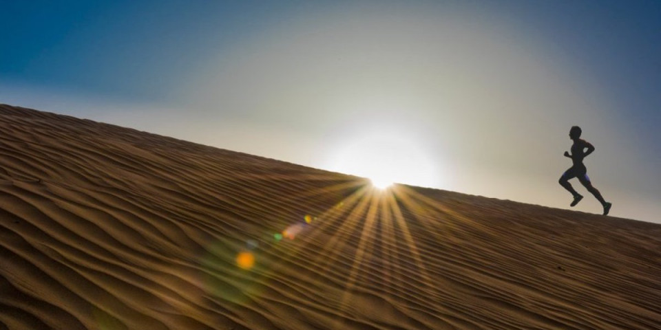 Dubai pravi čudo u pustinji: 93 kilometra klimatizovanih staza za trčanje i bicillizam (VIDEO)