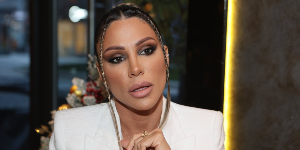 "Želela sam dete, osećala sam se kao mašina": Sandra Afrika otvorila dušu o vezi sa Mikišom