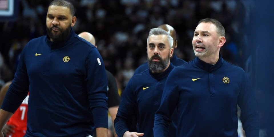 Pale teške reči: Evo šta je Adelman rekao sudijama pre nego što je isključen (VIDEO)