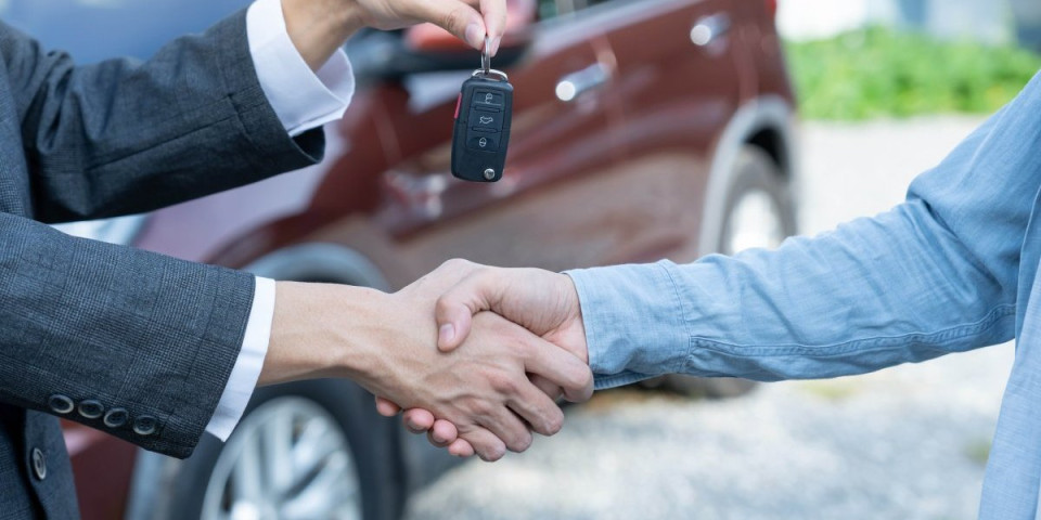 Šok brojke: Prodaja automobila puni džepove u Srbiji, evo kolika je zarada