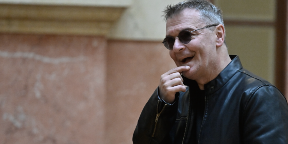 (VIDEO) Blokaderska rafalna paljba: Ćuta udara na Milivojevića