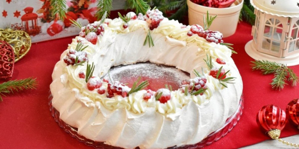 Spektakularan pavlova venac: Recept za božićnu čaroliju koji morate probati ove zime