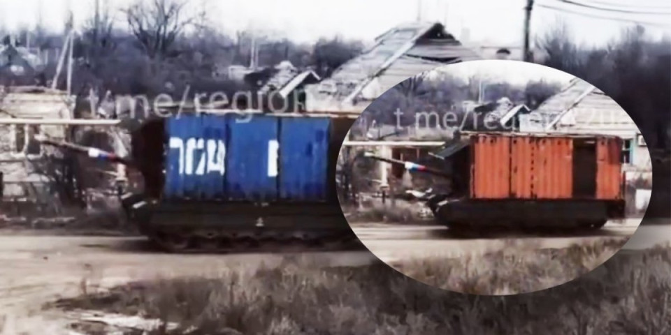 (VIDEO) Ljudi moji, da li je ovo moguće?! Rusi frapirali ceo svet - pogledajte kakvo "frankenštajn" oružje se pojavilo na frontu