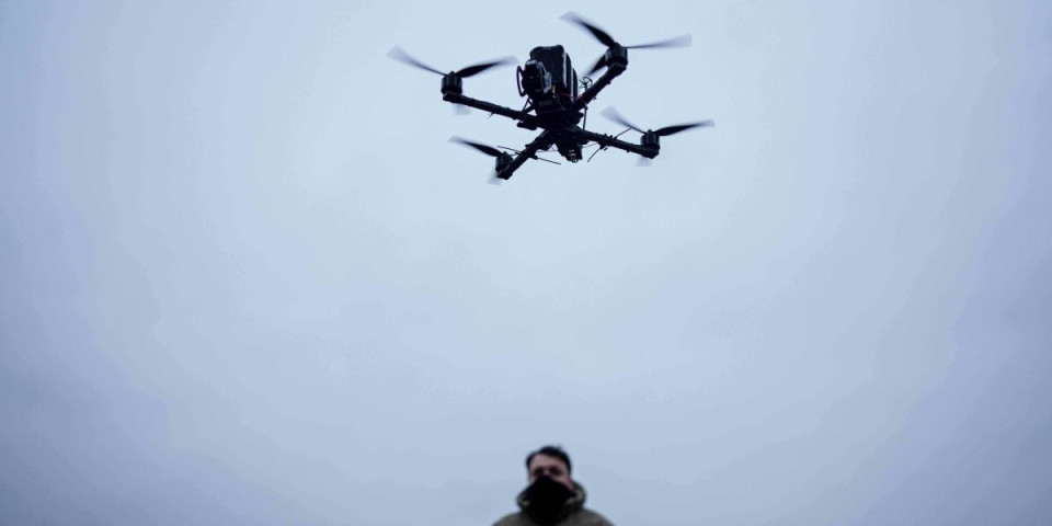 Život kao u naučno-fantastičnom filmu: Policajski dronovi počinju da nadgledaju svaki kutak (VIDEO)