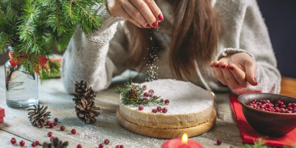 Praznična torta bez pečenja - savršeno ukusna i gotova za 20 minuta