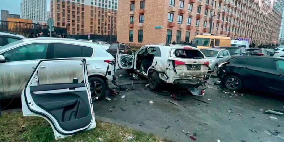 Hitno se oglaso Kremlj nakon ubistva Putinovog ključnog generala: Stigla prva reakcija Rusije na jeziv zločin (FOTO/VIDEO)