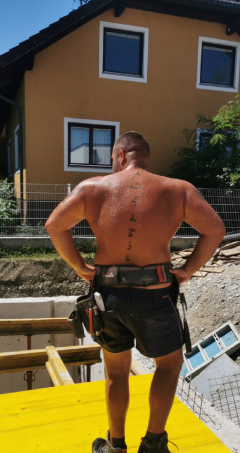 Ovo je rođeni brat Asmina Durdžića: Sudo se krije od javnosti, isti je Alibaba (FOTO)