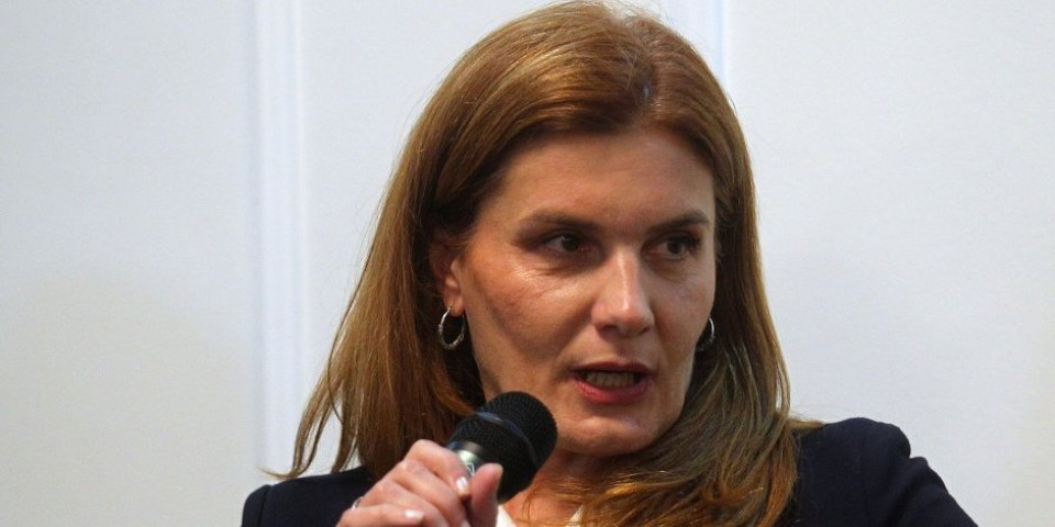 Blokaderka se ostrvila na Vučića jer je dovodio Putina u Srbiju, pa iznela šokantno priznanje: Spomenula i NATO