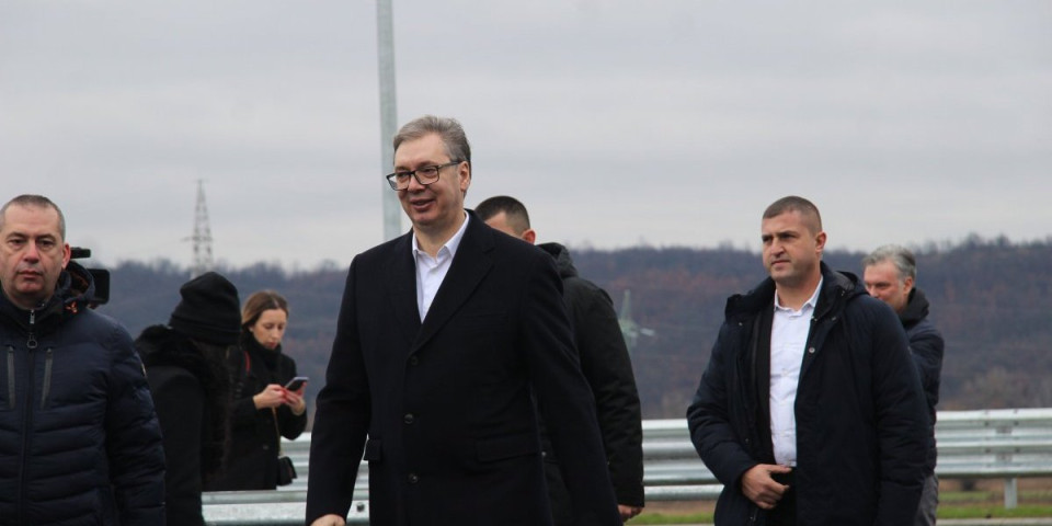 Vučić danas obilazi radove na Savskom mostu: Evo kako će izgledati novi prelaz