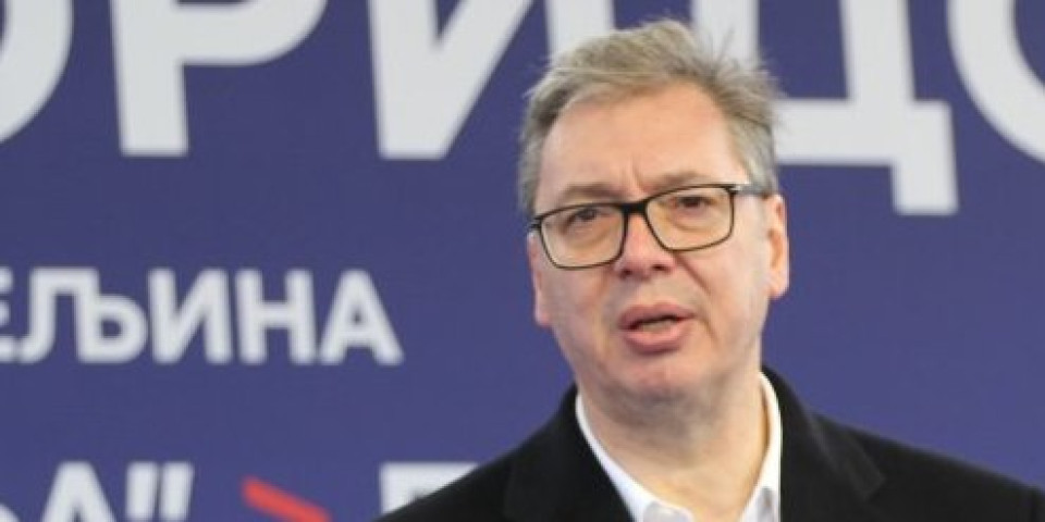 Zbog ovoga ga blokaderi mrze: Dve fotografije sve otkrivaju