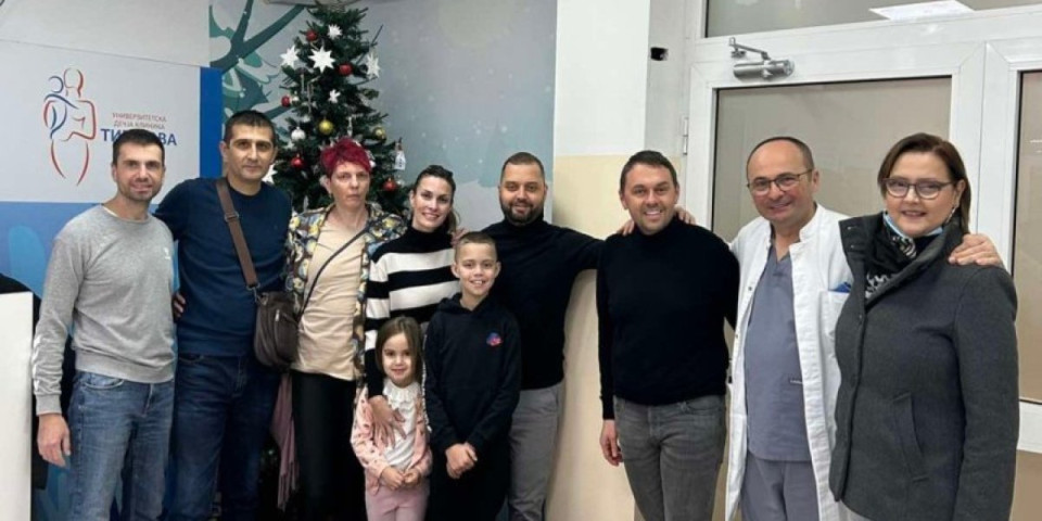 Umesto bezbrižnog detinjstva, oni čekaju novi organ - Evo kako deca u Tiršovoj provode praznike (FOTO)