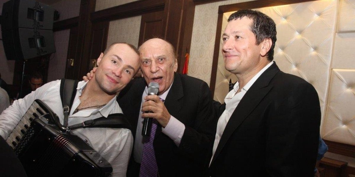 Aca Sofronijević sa Tozovcem i Acom Pejovićem