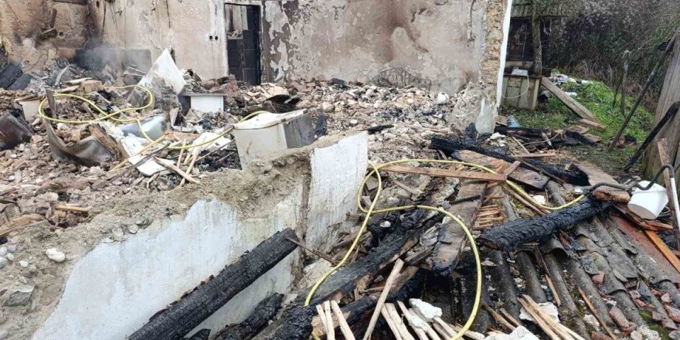 Za 10 minuta nestalo sve: Ni kašika mu nije ostala