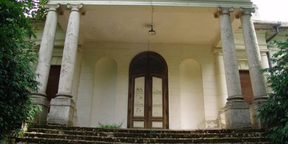 Priča o dvorcu Dunđerskih od koje zastaje dah: Vlasnik ga je izgubio na kartama, a onda morao da učini nezamislivo da bi ga povratio