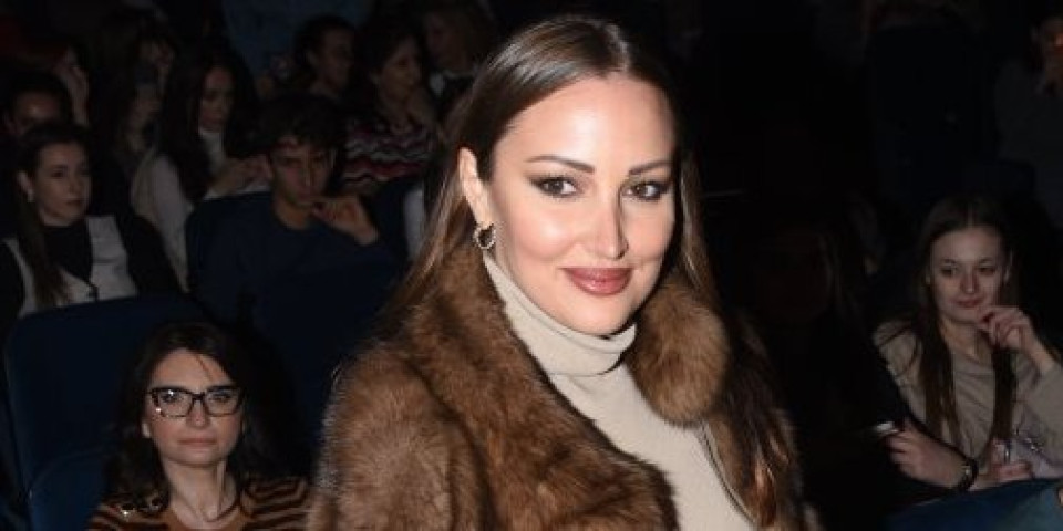 "Baš mi je bilo teško kad sam ostala trudna": Prija je plakala, ali ne od sreće - Oni su je izdali