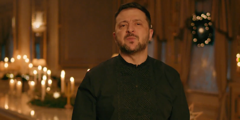 (VIDEO) Ništa luđe niste videli dosad: Pogledajte kako Zelenski čestita Božić - rečima se teško može opisati