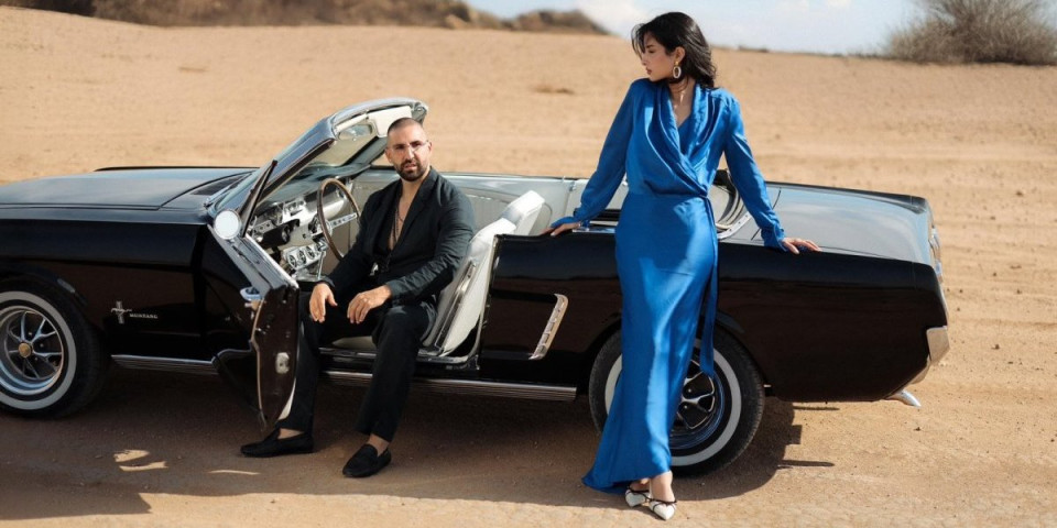 Filmska priča: Pevač u pustinji snimio najskuplji spot na ovim prostorima (FOTO)