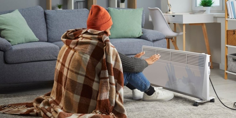 Ruke i noge su vam stalno hladne? Ovo rešenje će vas zagrejati za tren