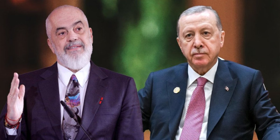 A od kuma - avion! "Prijateljski odnosi i bliska saradnja": Turska naoružala Albaniju, a sada stižu nove vrste poklona