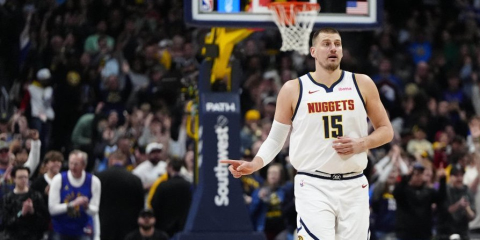 Džokerovo Božićno čudo ga približilo legendi - Srbin na korak od drugog mesta