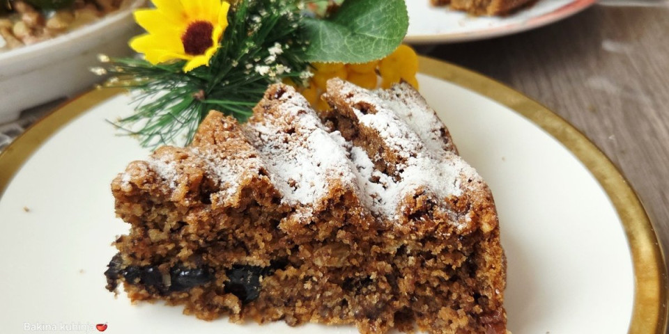 Posni pijani kolač: Recept koji je zaludeo domaćice - 1 sastojak ga čini savršenim (VIDEO)