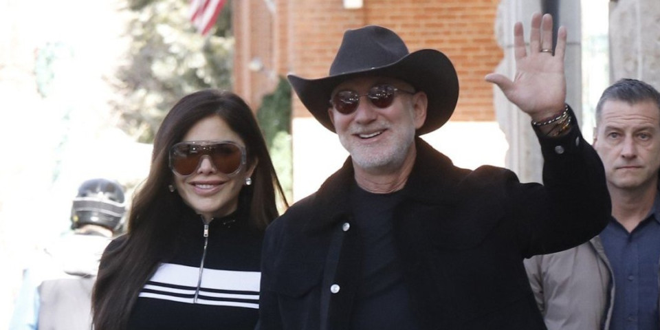 Srpkinje odlepile za 1 modelom farmerki: Sakrivaju sve nedostatke- nosi ih i žena Džefa Bezosa (FOTO)