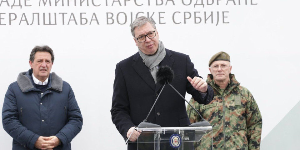 Brutalno: Vučić patosirao blokaderskog profesora nakon skandalozne izjave o umiranju penzionera