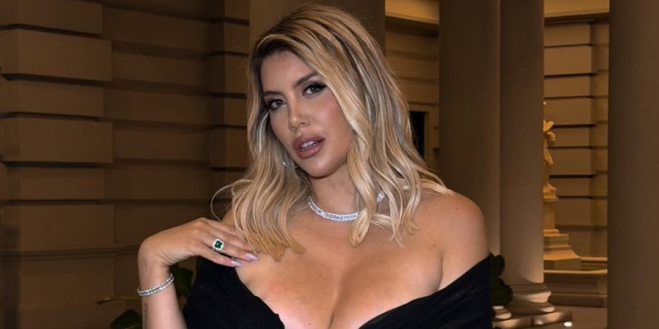 Dekolte do pupka, grudi servirala kao na tacni: Vruće izdanje Vande, neće vam biti dobro kada vidite (FOTO)