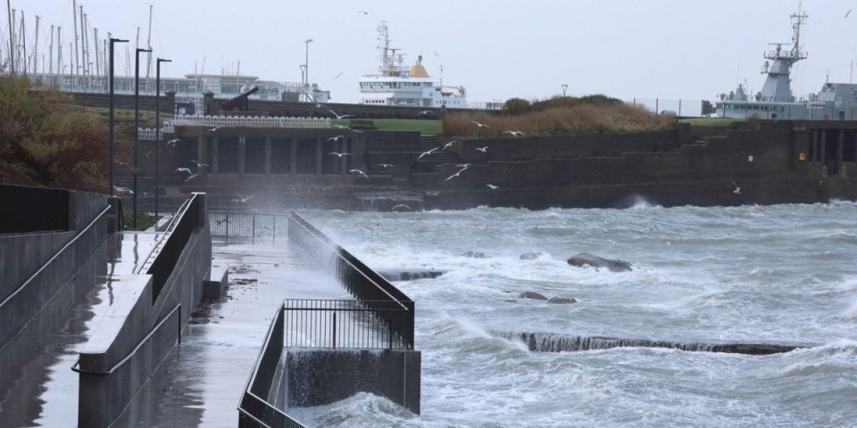 Stravična nesreća kod Balija! Potonuo brod, poginuo trener Valensije i njegovo troje dece