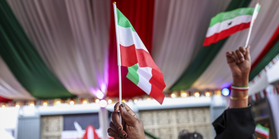 Priznata još jedna otcepljena država! Hitno se oglasili zvaničnici - Planiraju da presele tamo 2 miliona ljudi?!