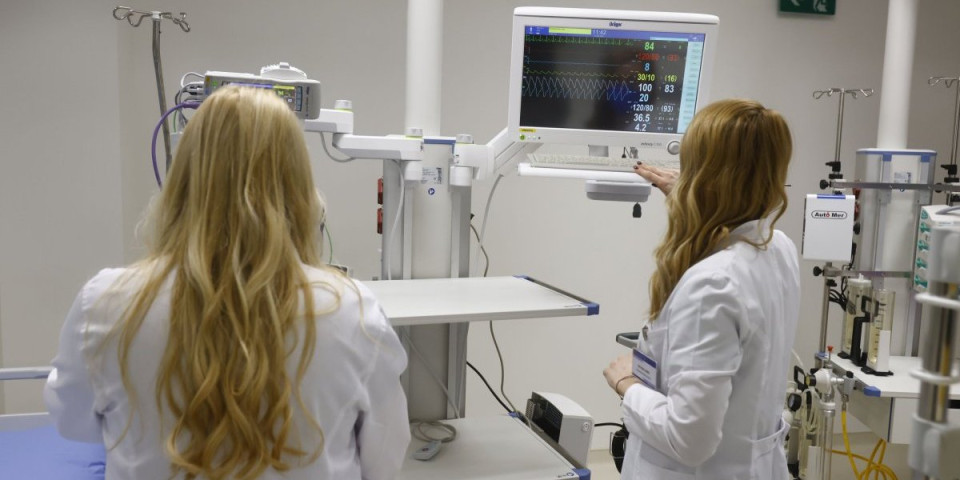 Ako blokaderi lažu, brojke ne lažu: Evo kako se menjala situacija u zdravstvu nakon 2012. godine