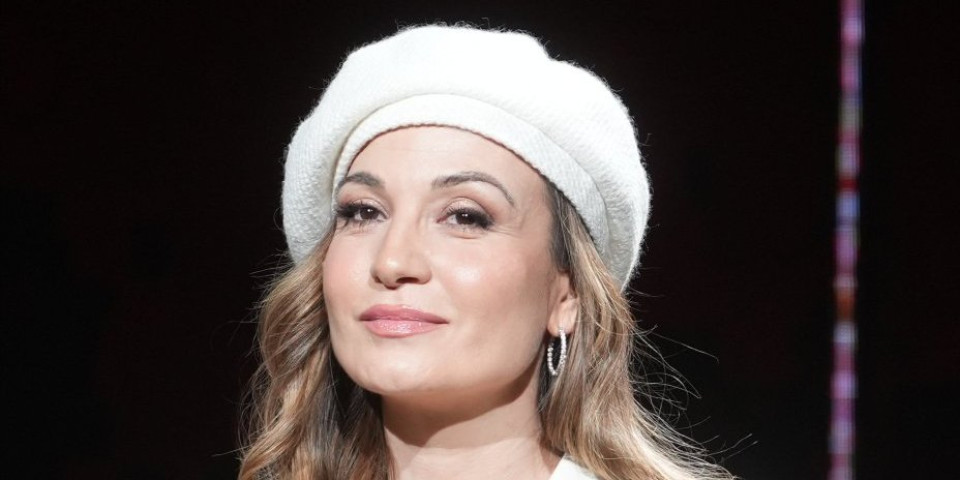 Oglasila se Jelena Tomašević - Nakon što se srušila na sceni postavljena joj ova dijagnoza