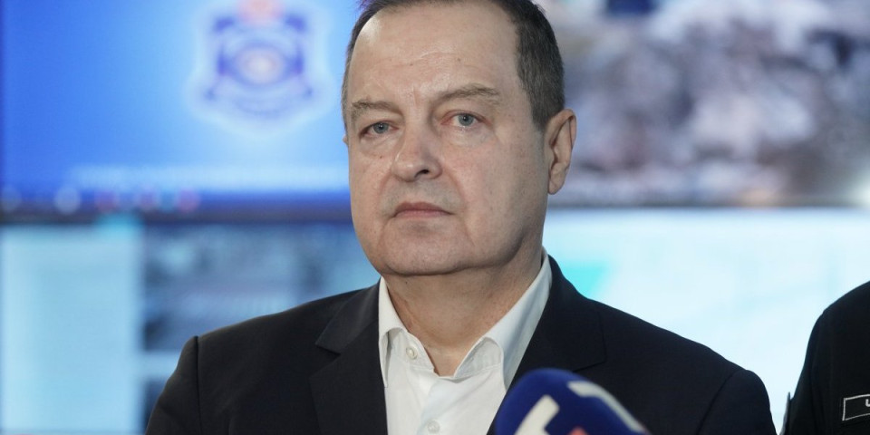 HITNO! Oglasio se Dačić: Otkrio ko je uhapšen prilikom istorijske zaplene droge i oružja (FOTO/VIDEO)